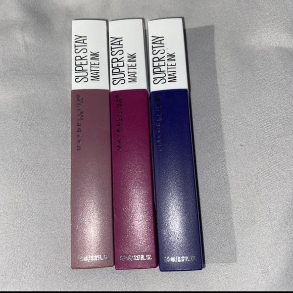 Maybelline Superstay Matte Ink Liquid Lipstick- EXPLORER, VISIONARY, BELIEVER - Picture 1 of 4